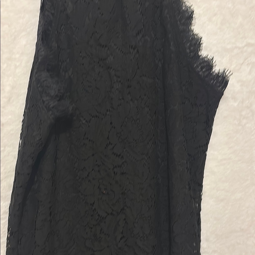 Black Lace Sleeveless Tank Top - Picture 2 of 9